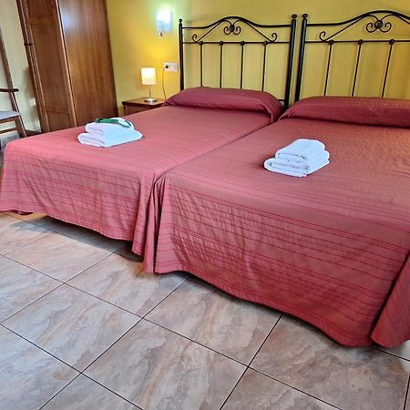 Hostal Europa San Roque del Acebal Εξωτερικό φωτογραφία
