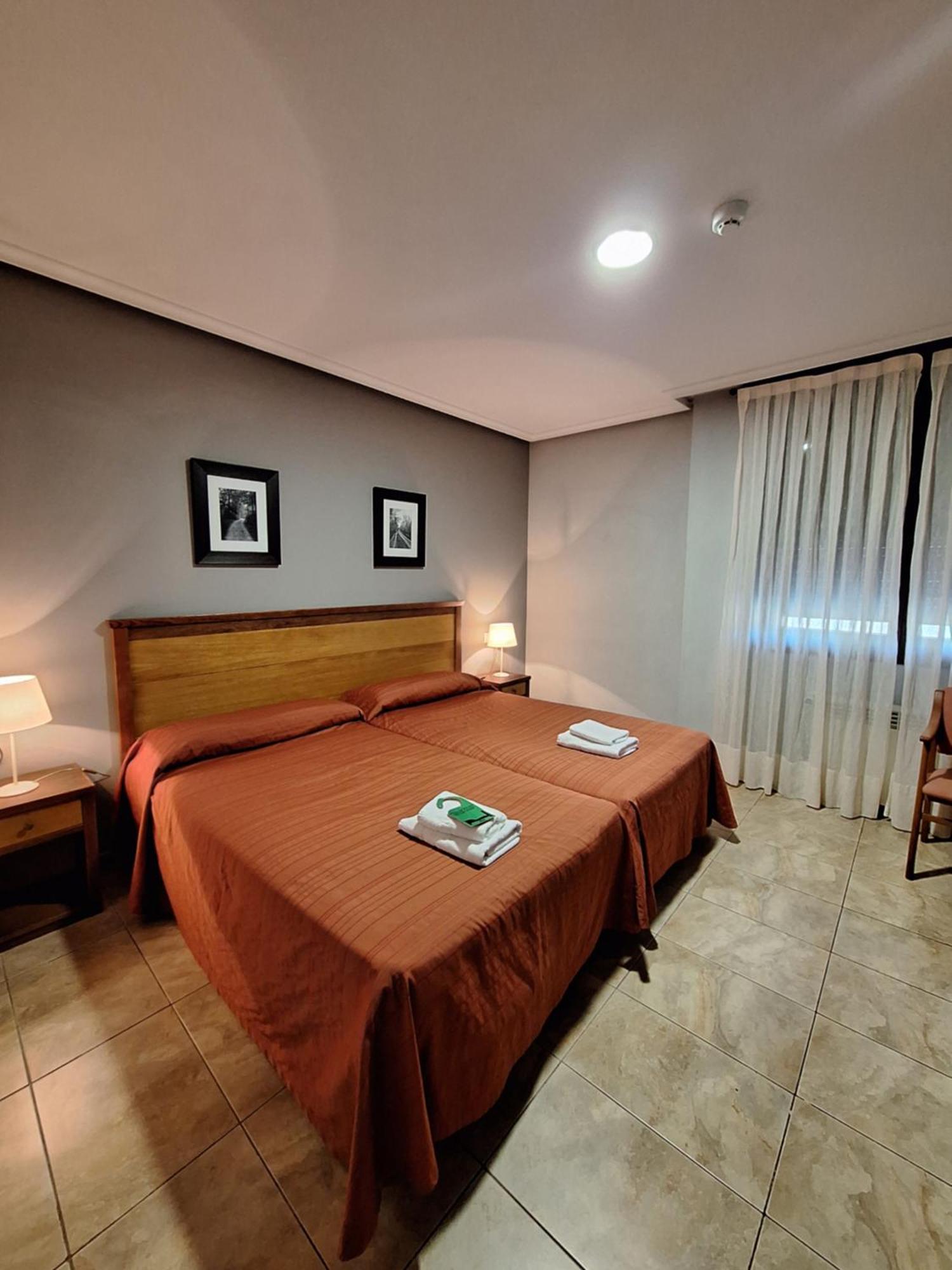 Hostal Europa San Roque del Acebal Εξωτερικό φωτογραφία