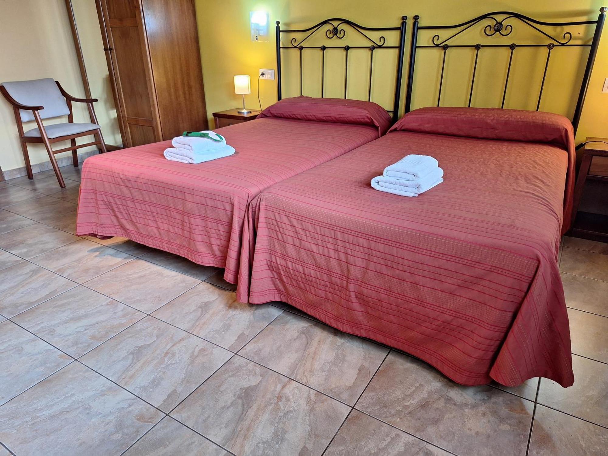 Hostal Europa San Roque del Acebal Εξωτερικό φωτογραφία