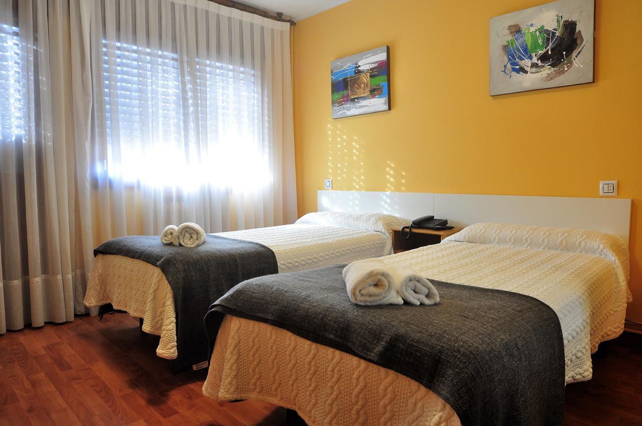 Hostal Europa San Roque del Acebal Εξωτερικό φωτογραφία