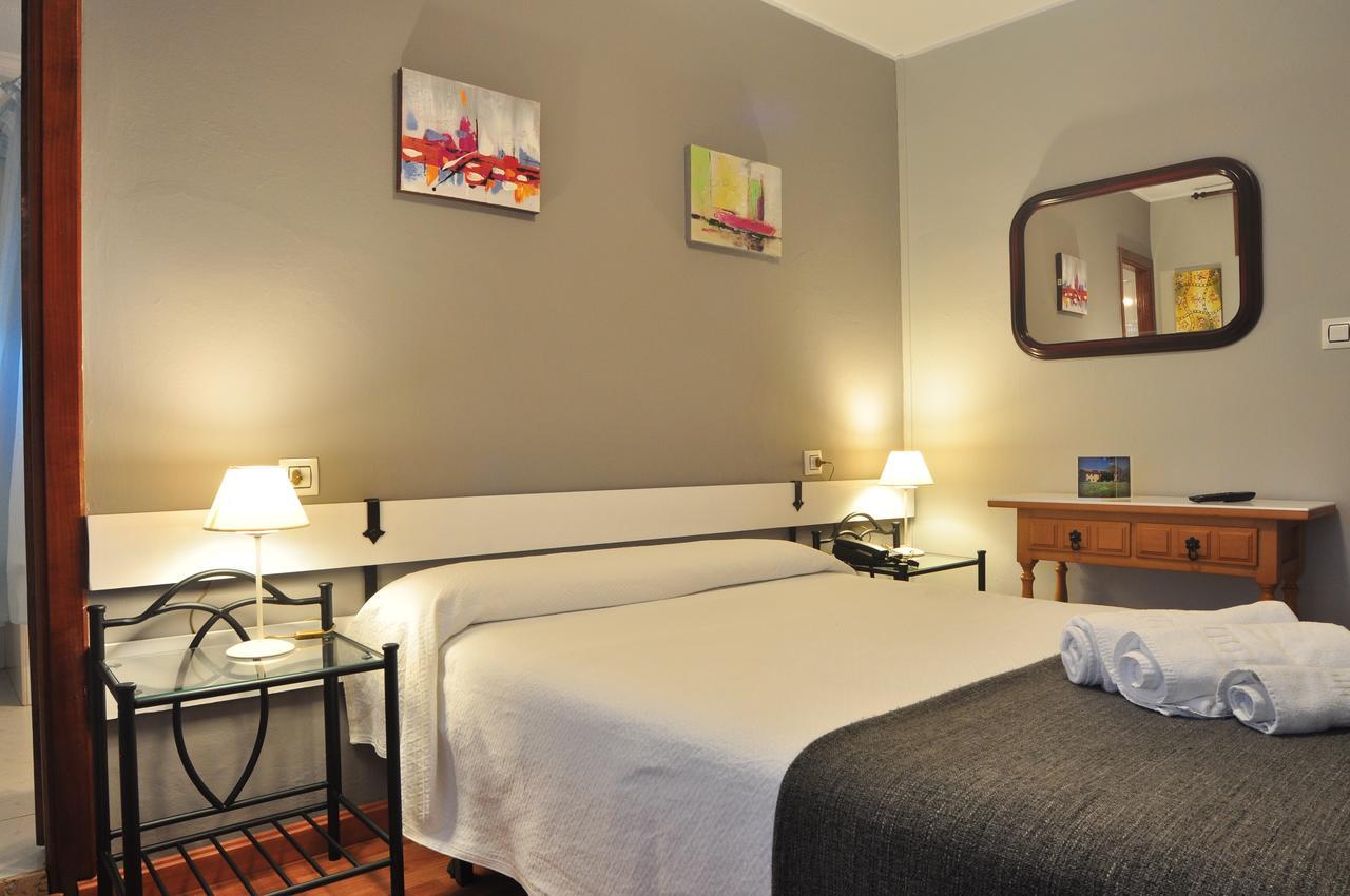 Hostal Europa San Roque del Acebal Εξωτερικό φωτογραφία
