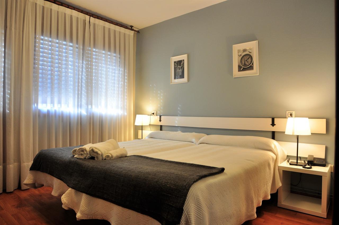 Hostal Europa San Roque del Acebal Εξωτερικό φωτογραφία